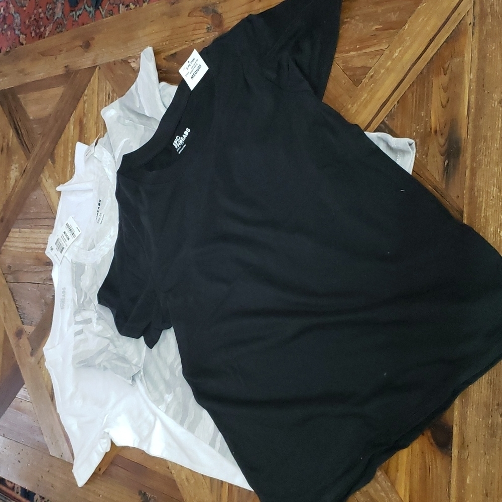 3 Tops Epic Threads T Shirts